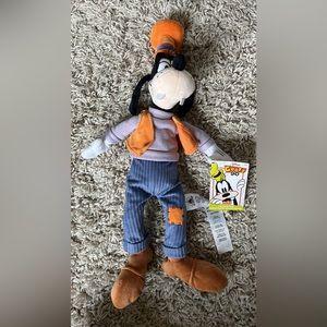 Limited edition Goofy 90 years